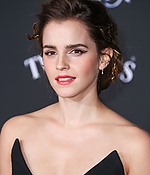 emma_watson_2017_mar_batb_la_premiere_272.jpg