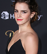 emma_watson_2017_mar_batb_la_premiere_336.jpg
