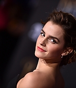 emma_watson_2017_mar_batb_la_premiere_356.jpg