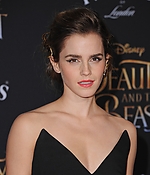 emma_watson_2017_mar_batb_la_premiere_437.jpg
