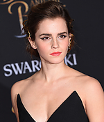 emma_watson_2017_mar_batb_la_premiere_540.jpg
