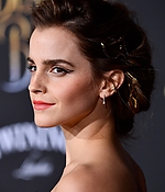 emma_watson_2017_mar_batb_la_premiere_554.jpg