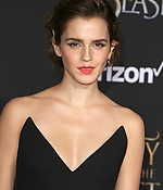 emma_watson_2017_mar_batb_la_premiere_580.jpg