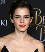 emma_watson_2017_mar_batb_la_premiere_583.jpg