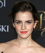 emma_watson_2017_mar_batb_la_premiere_584.jpg