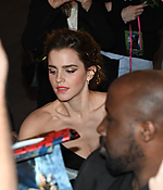 emma_watson_2017_mar_batb_la_premiere_74.jpg