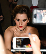 emma_watson_2017_mar_batb_la_premiere_79.jpg