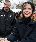 emma_watson_2017_womens_march_on_washington_37.jpg