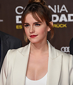 emma_watson_colonia_berlin_premiere_59.jpg