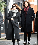 EEW_2019candid_dec18_out_for_lunch_in_london_011.jpg